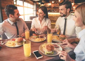 Görgü Kuralları – Görgü Kuralları Eğitimi ile Kendi Değerinizi Gösterin!