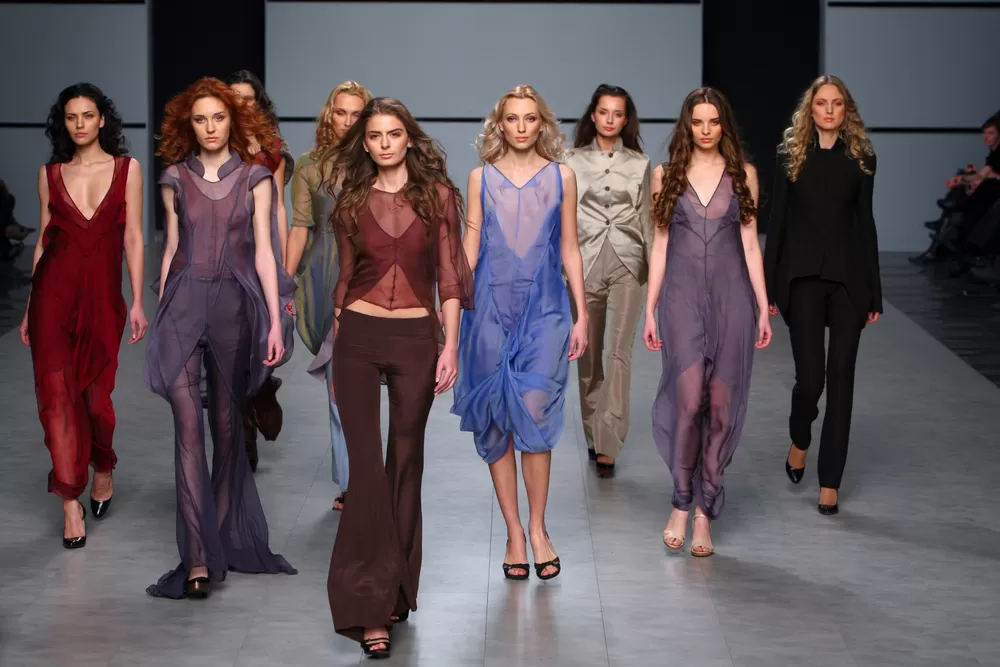 mankenlik kursu fiyatları