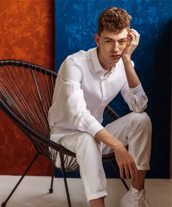 model akademi iletişim