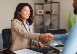 model akademi zarafet kursu