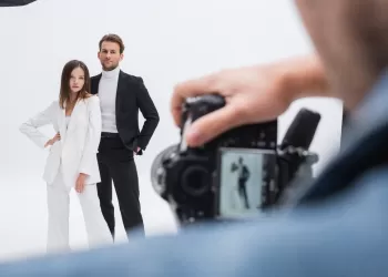 Modeller İçin Doğru Poz Verme Teknikleri – Nasıl Poz Verilir?