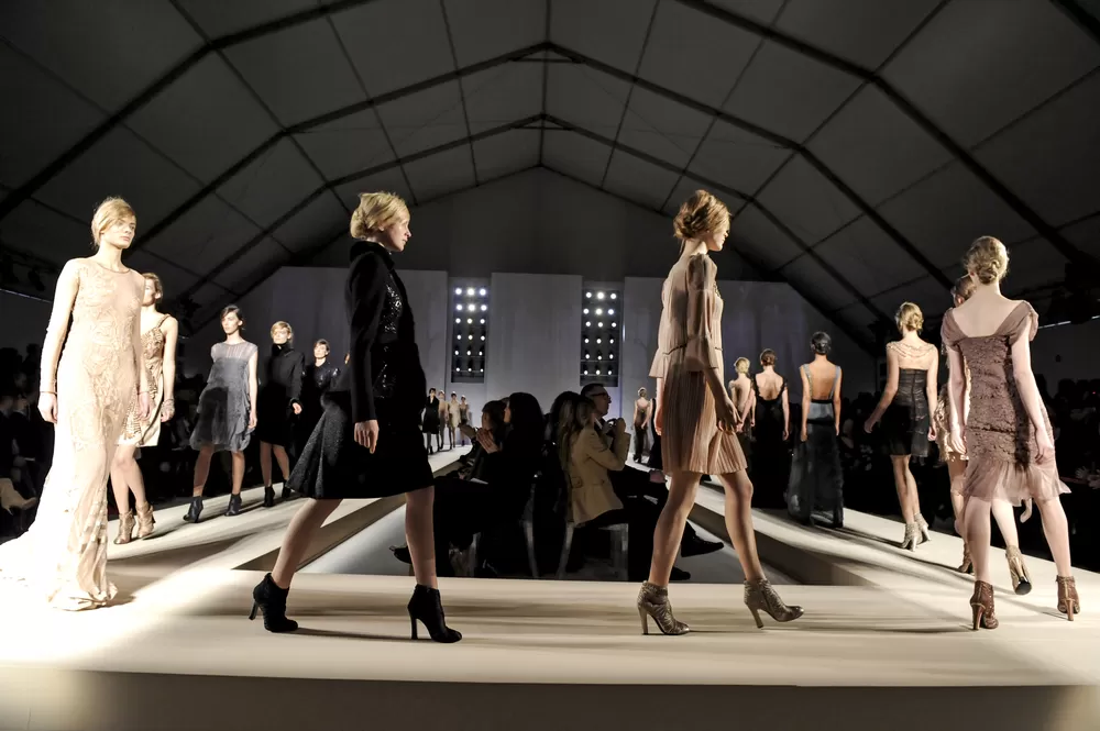 podyum uygulama eğitimi