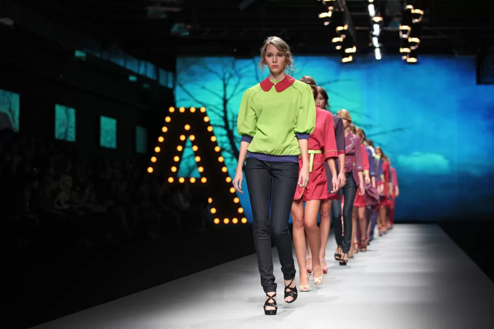 podyum uygulama eğitimleri