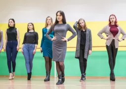 podyum uygulama kursu eğitmenleri